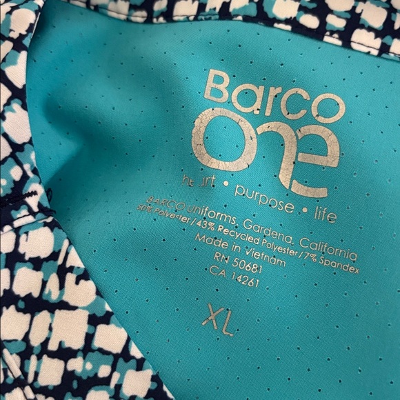 Barco Uniforms Blue and White Women's Scrub Top and Pants set - Picture 2 of 4